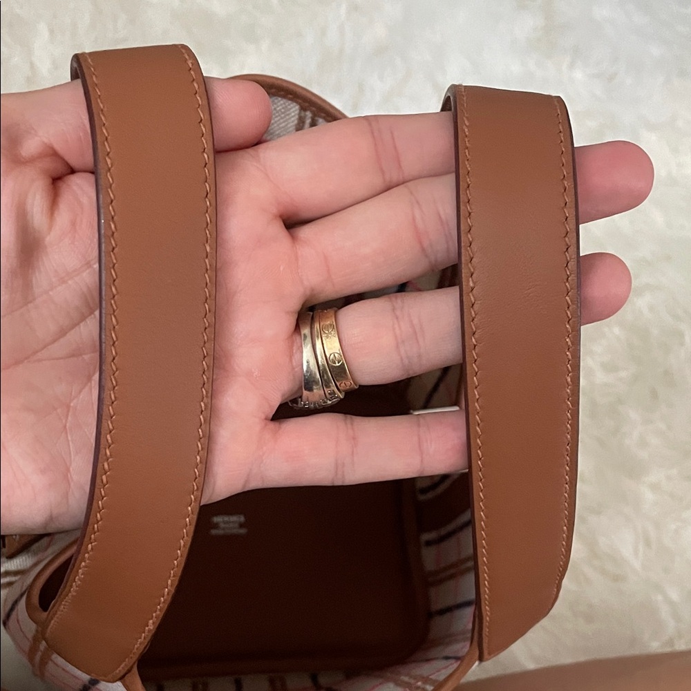 Hermes Tan and White Checkered Tote Bag - Picture 9 of 14